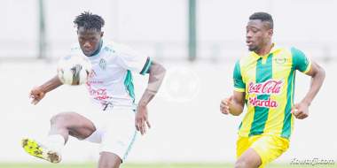 Ligue 1-J20 : L’Etoile du Sahel remporte le derby, la JS Karouanaise surprend l'AS Marsa