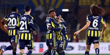 Fenerbahçe pour revenir sur Galatasaray en Super Lig, l'AS Rome porte les espoirs des concurrents de l'Inter