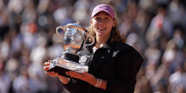 Roland-Garros : Mirra Andreeva décroche son premier titre du Grand Chelem