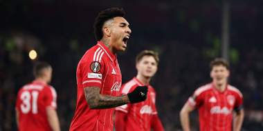 Leeds United et Nottingham Forest pour s'éloigner de la zone rouge en Premier League