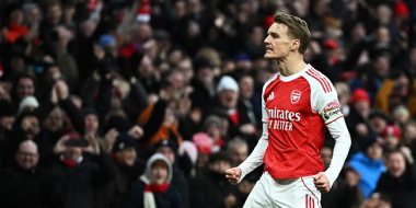 Arsenal pour prendre le large en tête de la Premier League, derby entre l'Espanyol et le FC Barcelone en Liga