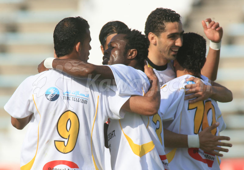 [2009-2010 L1-J24] EST-CAB 2-4