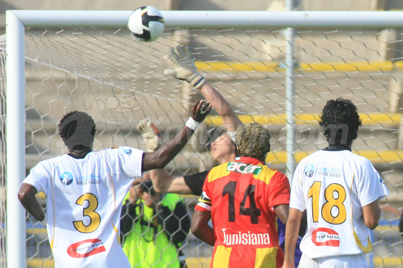 [2009-2010 L1-J24] EST-CAB 2-4