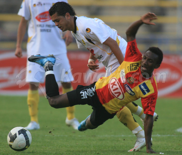 [2009-2010 L1-J24] EST-CAB 2-4