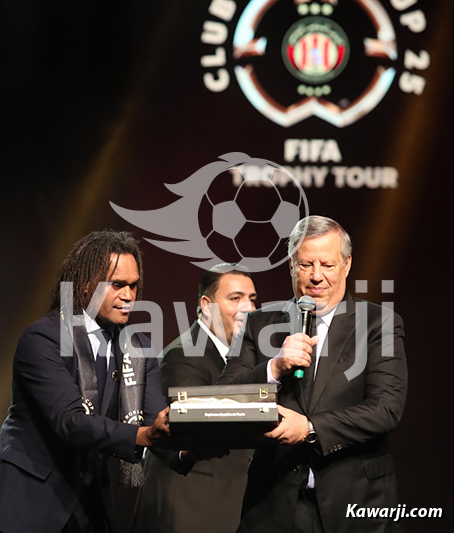 Présentation du trophée de la Coupe du Monde des Clubs 2025 en Tunisie