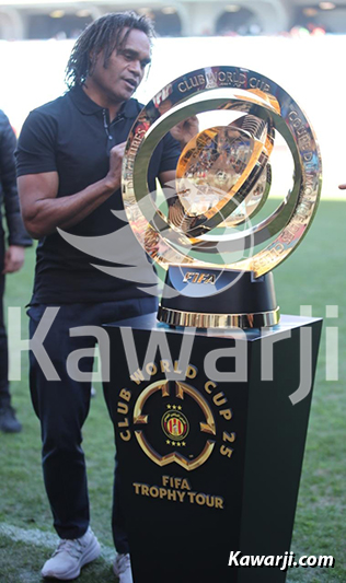 Le trophée de la Coupe du Monde des Clubs 2025 au stade Hamadi Agrebi de Rades