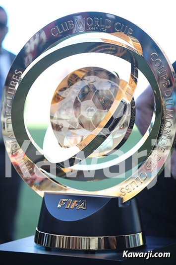 Le trophée de la Coupe du Monde des Clubs 2025 au stade Hamadi Agrebi de Rades