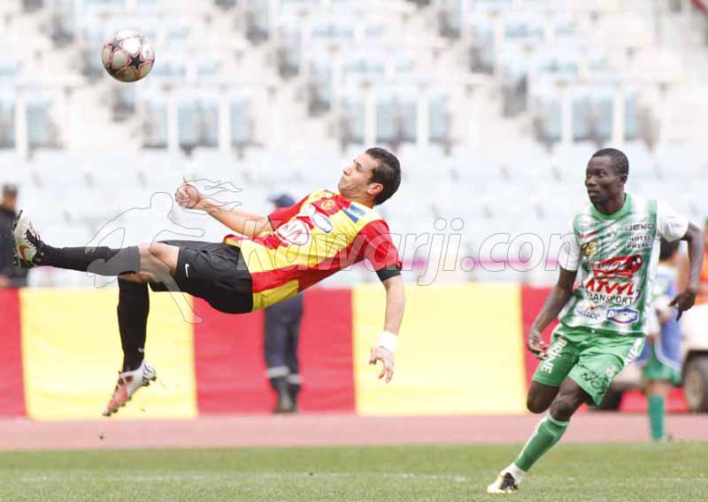 [2010-2011] L1-J13 CSHL-EST 0-1