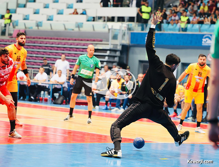 Handball/Demie Coupe : Club Africain - Espérance de Tunis 26-27