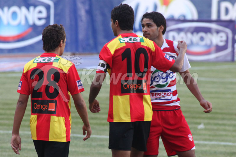 [2010-2011] L1-J22 EST-CA 2-1