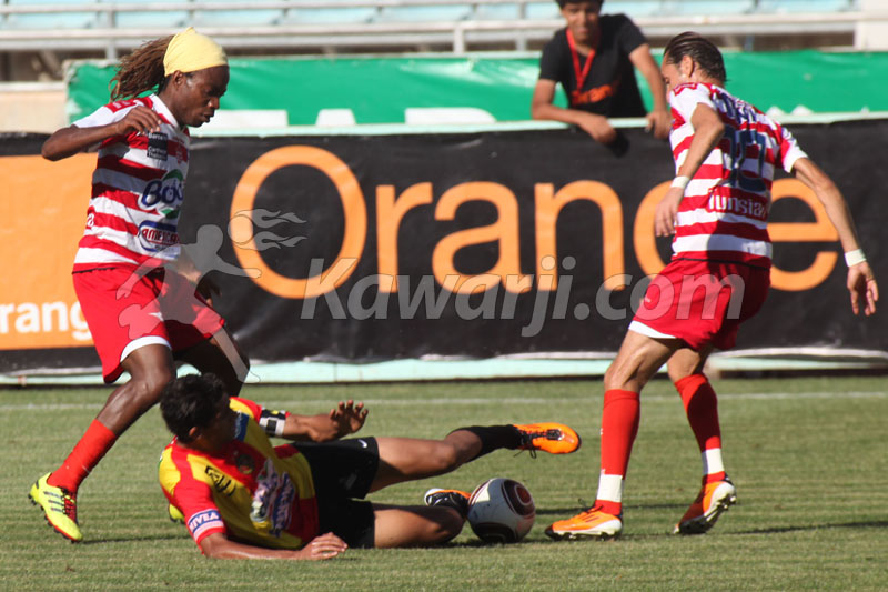 [2010-2011] L1-J22 EST-CA 2-1