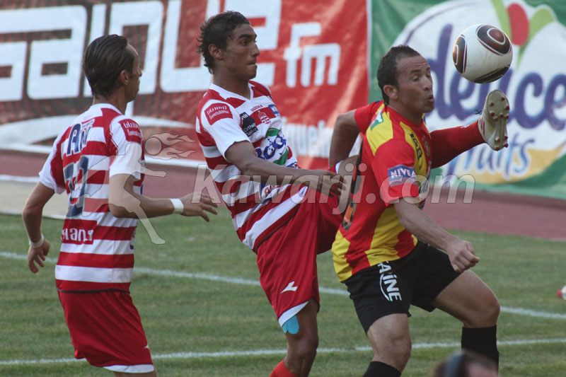 [2010-2011] L1-J22 EST-CA 2-1