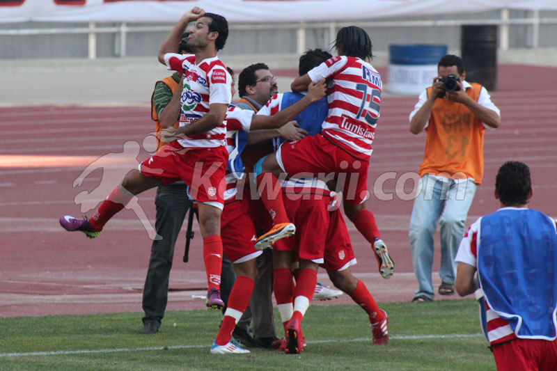 [2010-2011] L1-J22 EST-CA 2-1