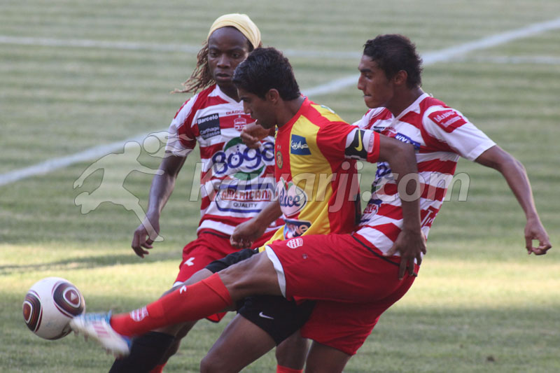 [2010-2011] L1-J22 EST-CA 2-1