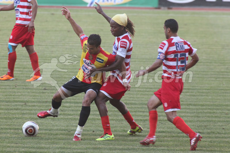 [2010-2011] L1-J22 EST-CA 2-1