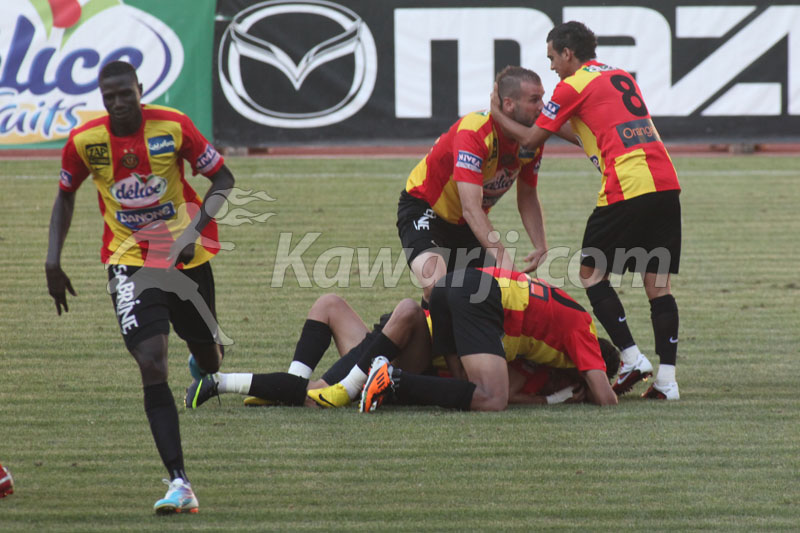 [2010-2011] L1-J22 EST-CA 2-1