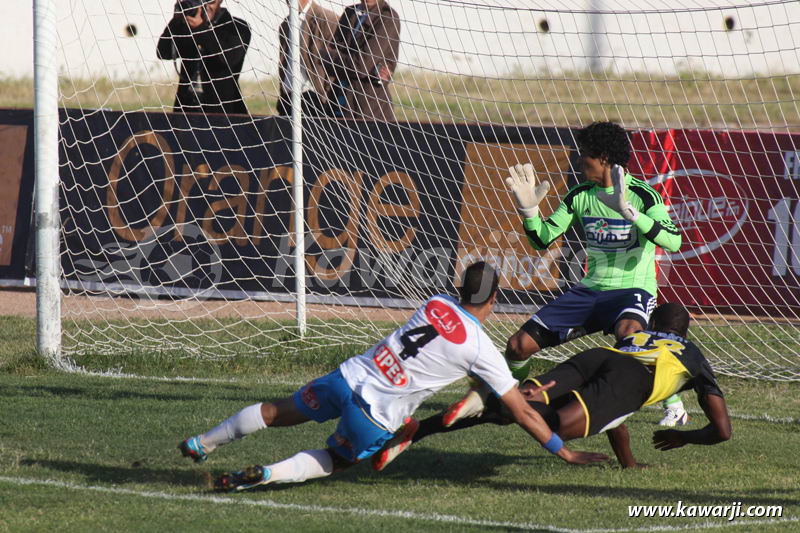 [CC 2013] Club Athletique Bizertin - Al Ismaily 3-0