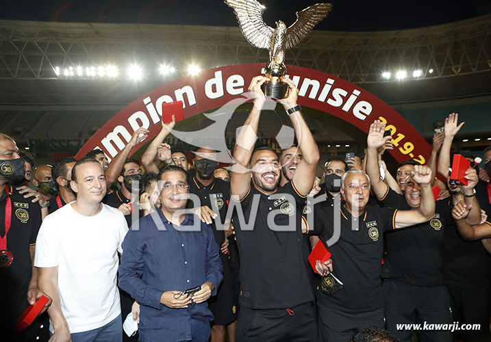 [Ligue 1] Remise du trophée de Champion pour l'Espérance de Tunis