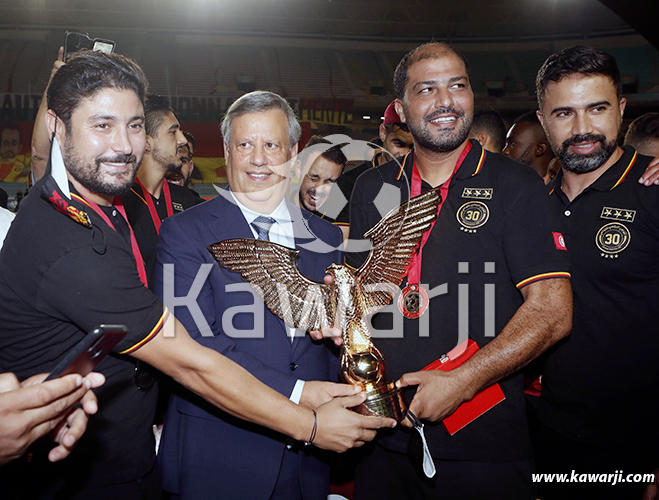 [Ligue 1] Remise du trophée de Champion pour l'Espérance de Tunis