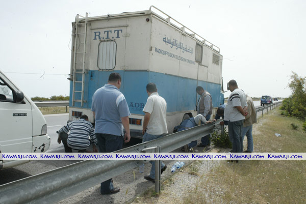 [LI J.26] ESS-EST 2-1