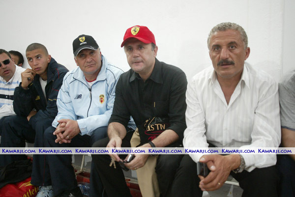 [LI J.26] ESS-EST 2-1